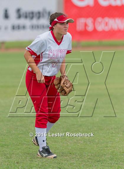 Thumbnail 3 in Canyon vs Weslaco (UIL 6A Regional Final) photogallery.