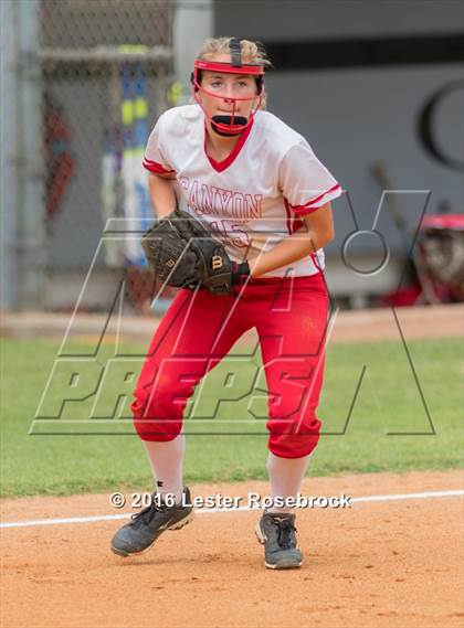 Thumbnail 3 in Canyon vs Weslaco (UIL 6A Regional Final) photogallery.