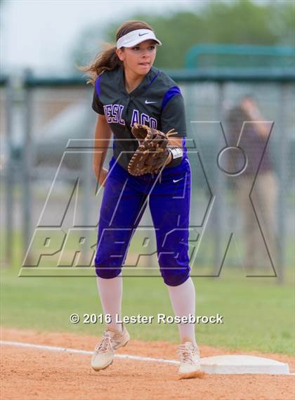 Thumbnail 3 in Canyon vs Weslaco (UIL 6A Regional Final) photogallery.