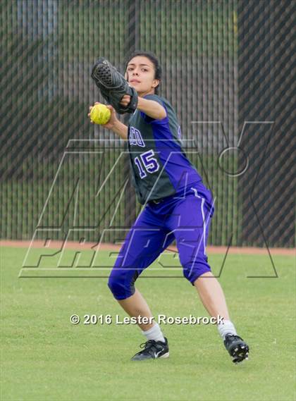 Thumbnail 3 in Canyon vs Weslaco (UIL 6A Regional Final) photogallery.