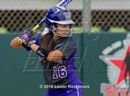 Thumbnail 1 in Canyon vs Weslaco (UIL 6A Regional Final) photogallery.