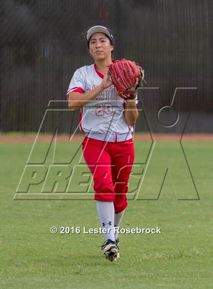 Thumbnail 1 in Canyon vs Weslaco (UIL 6A Regional Final) photogallery.