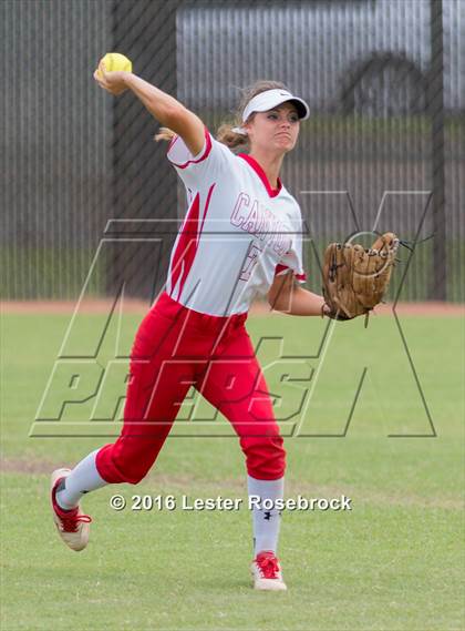 Thumbnail 3 in Canyon vs Weslaco (UIL 6A Regional Final) photogallery.