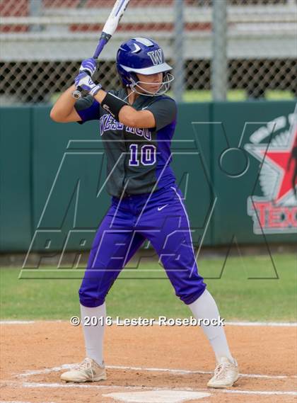 Thumbnail 2 in Canyon vs Weslaco (UIL 6A Regional Final) photogallery.
