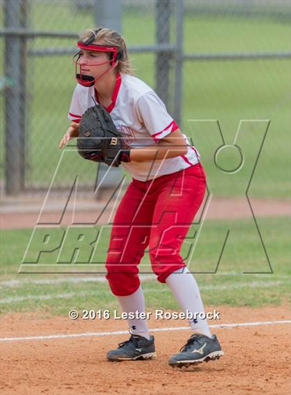Thumbnail 3 in Canyon vs Weslaco (UIL 6A Regional Final) photogallery.