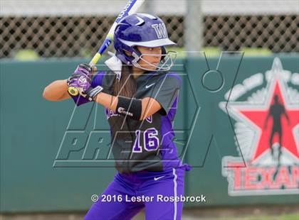 Thumbnail 3 in Canyon vs Weslaco (UIL 6A Regional Final) photogallery.