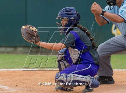 Thumbnail 3 in Canyon vs Weslaco (UIL 6A Regional Final) photogallery.