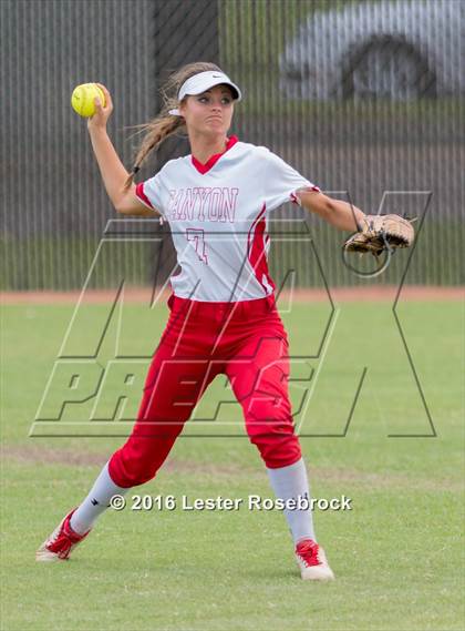 Thumbnail 2 in Canyon vs Weslaco (UIL 6A Regional Final) photogallery.
