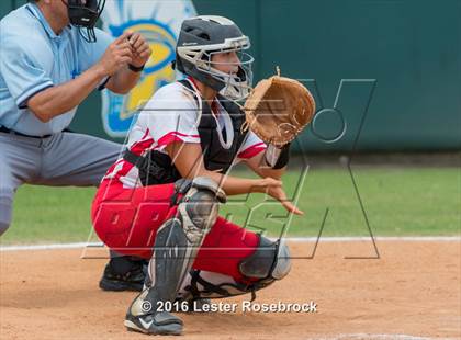 Thumbnail 3 in Canyon vs Weslaco (UIL 6A Regional Final) photogallery.