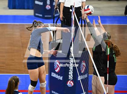 Thumbnail 1 in Valor Christian vs. Fossil Ridge (CHSAA 5A State Final) photogallery.