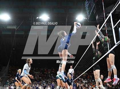 Thumbnail 1 in Valor Christian vs. Fossil Ridge (CHSAA 5A State Final) photogallery.