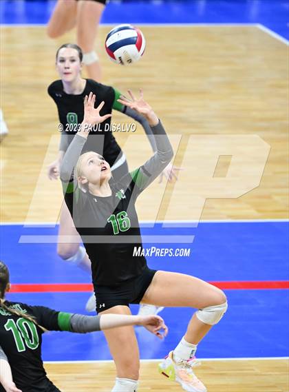 Thumbnail 1 in Valor Christian vs. Fossil Ridge (CHSAA 5A State Final) photogallery.
