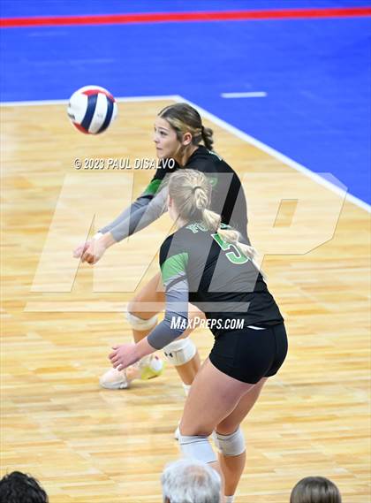 Thumbnail 3 in Valor Christian vs. Fossil Ridge (CHSAA 5A State Final) photogallery.