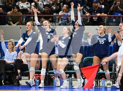 Thumbnail 1 in Valor Christian vs. Fossil Ridge (CHSAA 5A State Final) photogallery.