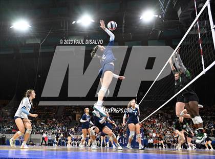 Thumbnail 2 in Valor Christian vs. Fossil Ridge (CHSAA 5A State Final) photogallery.