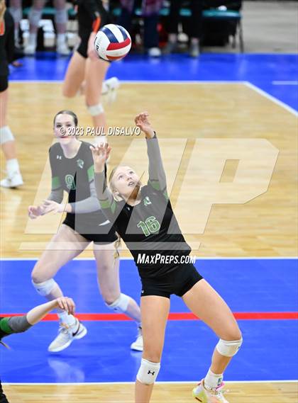 Thumbnail 3 in Valor Christian vs. Fossil Ridge (CHSAA 5A State Final) photogallery.