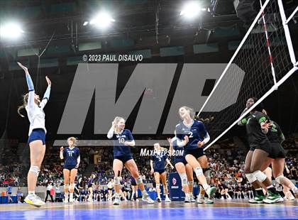 Thumbnail 1 in Valor Christian vs. Fossil Ridge (CHSAA 5A State Final) photogallery.