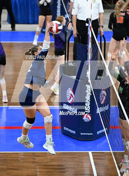 Thumbnail 1 in Valor Christian vs. Fossil Ridge (CHSAA 5A State Final) photogallery.