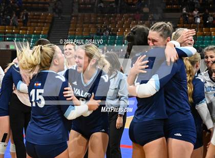 Thumbnail 1 in Valor Christian vs. Fossil Ridge (CHSAA 5A State Final) photogallery.