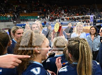 Thumbnail 1 in Valor Christian vs. Fossil Ridge (CHSAA 5A State Final) photogallery.