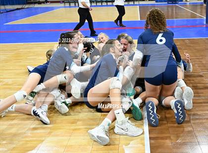 Thumbnail 2 in Valor Christian vs. Fossil Ridge (CHSAA 5A State Final) photogallery.