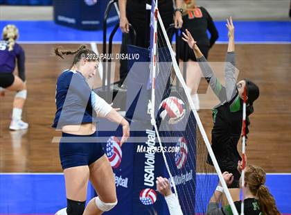 Thumbnail 1 in Valor Christian vs. Fossil Ridge (CHSAA 5A State Final) photogallery.