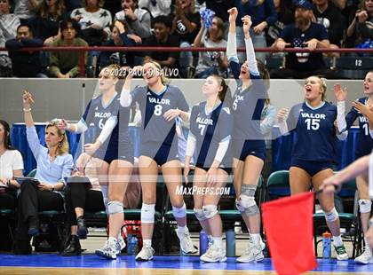 Thumbnail 3 in Valor Christian vs. Fossil Ridge (CHSAA 5A State Final) photogallery.