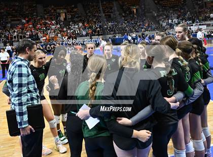 Thumbnail 3 in Valor Christian vs. Fossil Ridge (CHSAA 5A State Final) photogallery.