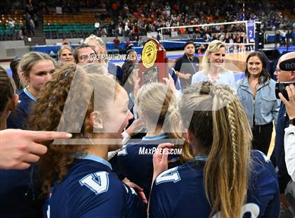 Thumbnail 2 in Valor Christian vs. Fossil Ridge (CHSAA 5A State Final) photogallery.