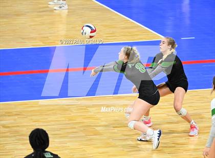 Thumbnail 1 in Valor Christian vs. Fossil Ridge (CHSAA 5A State Final) photogallery.