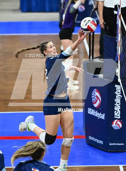 Thumbnail 3 in Valor Christian vs. Fossil Ridge (CHSAA 5A State Final) photogallery.