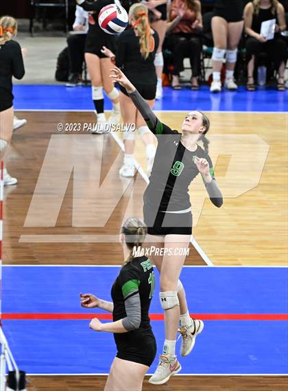 Thumbnail 1 in Valor Christian vs. Fossil Ridge (CHSAA 5A State Final) photogallery.