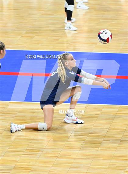 Thumbnail 2 in Valor Christian vs. Fossil Ridge (CHSAA 5A State Final) photogallery.