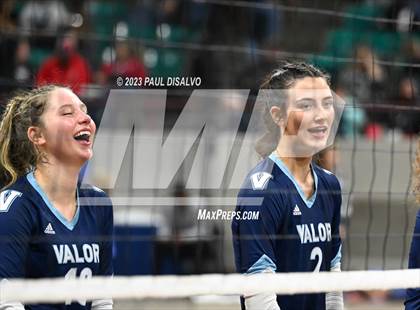 Thumbnail 2 in Valor Christian vs. Fossil Ridge (CHSAA 5A State Final) photogallery.