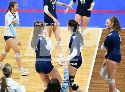 Thumbnail 3 in Valor Christian vs. Fossil Ridge (CHSAA 5A State Final) photogallery.