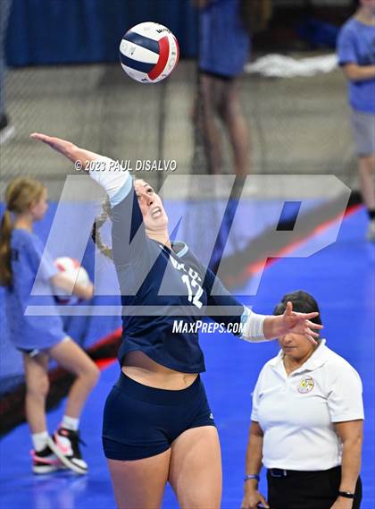 Thumbnail 1 in Valor Christian vs. Fossil Ridge (CHSAA 5A State Final) photogallery.