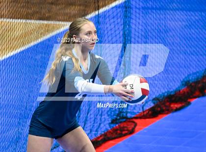 Thumbnail 3 in Valor Christian vs. Fossil Ridge (CHSAA 5A State Final) photogallery.