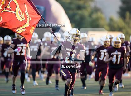 Thumbnail 2 in Valencia @ Simi Valley photogallery.