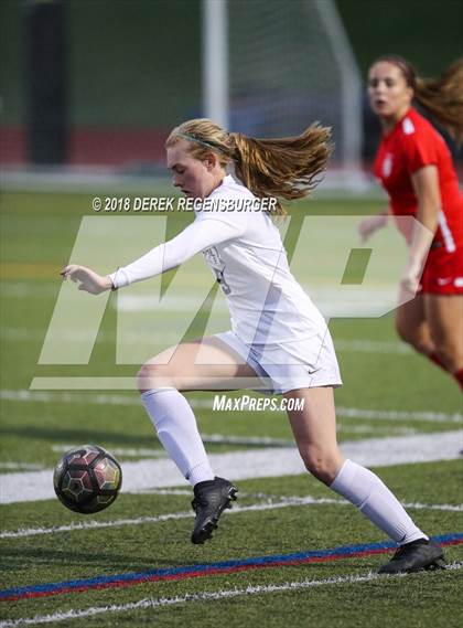 Thumbnail 3 in Regis Jesuit vs Legacy (CHSAA 5A 2nd Round Playoff) photogallery.