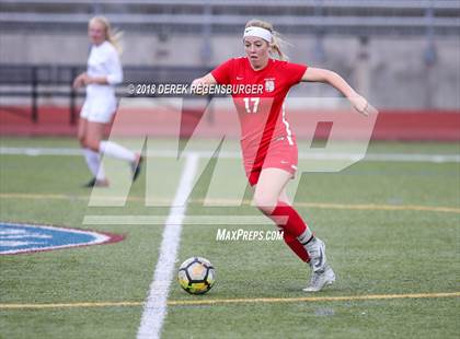 Thumbnail 3 in Regis Jesuit vs Legacy (CHSAA 5A 2nd Round Playoff) photogallery.