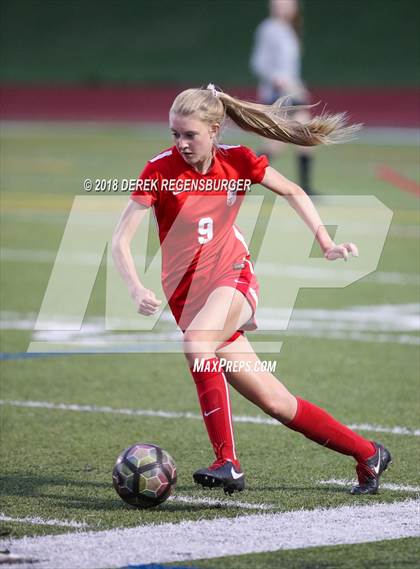 Thumbnail 2 in Regis Jesuit vs Legacy (CHSAA 5A 2nd Round Playoff) photogallery.