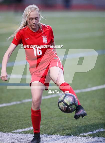 Thumbnail 1 in Regis Jesuit vs Legacy (CHSAA 5A 2nd Round Playoff) photogallery.