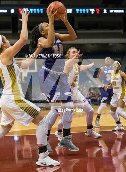 Thumbnail 2 in Buffalo vs. Mt. Vernon (UIL 3A Semifinal)  photogallery.