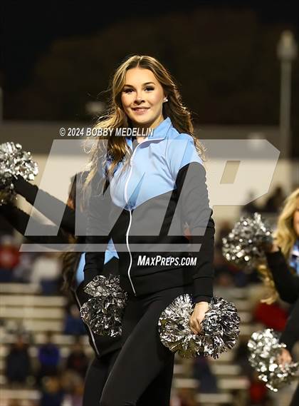 Thumbnail 3 in CIF Central Section D1-AA  PLAYOFFS round 1 Sanger @ Clovis North photogallery.