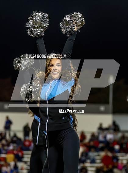 Thumbnail 3 in CIF Central Section D1-AA  PLAYOFFS round 1 Sanger @ Clovis North photogallery.