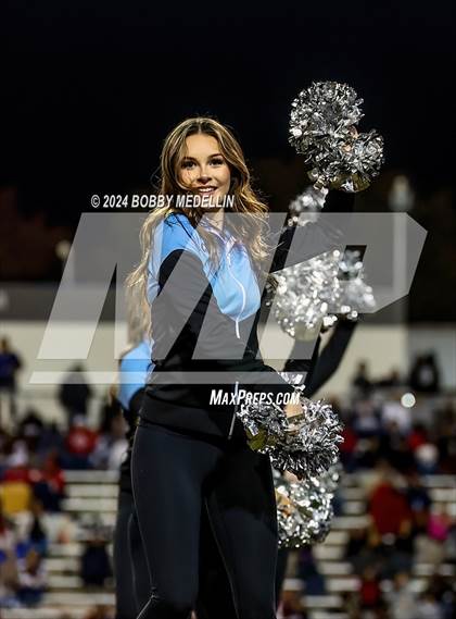 Thumbnail 2 in CIF Central Section D1-AA  PLAYOFFS round 1 Sanger @ Clovis North photogallery.