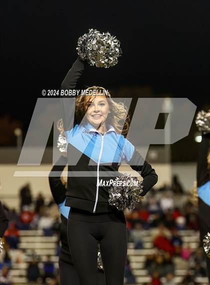 Thumbnail 3 in CIF Central Section D1-AA  PLAYOFFS round 1 Sanger @ Clovis North photogallery.