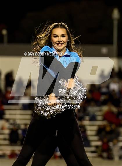 Thumbnail 2 in CIF Central Section D1-AA  PLAYOFFS round 1 Sanger @ Clovis North photogallery.