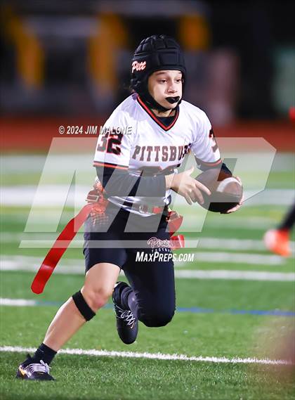 Thumbnail 2 in Granada vs. Pittsburg photogallery.