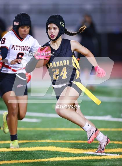 Thumbnail 2 in Granada vs. Pittsburg photogallery.